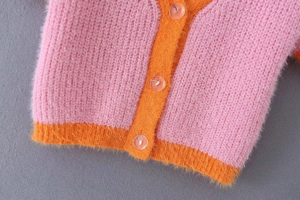 Single-breasted contrast sweater