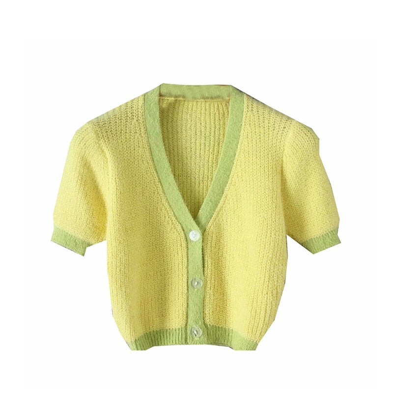 Single-breasted contrast sweater