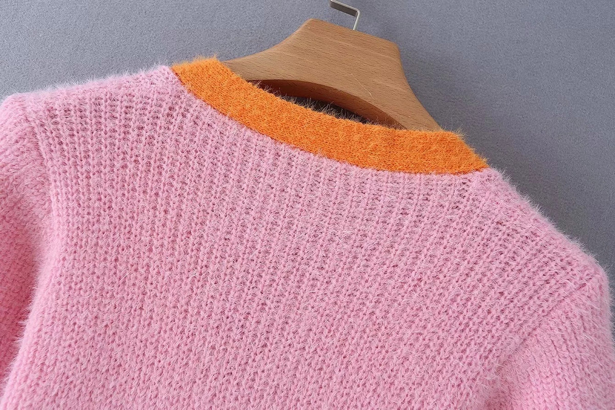 Single-breasted contrast sweater
