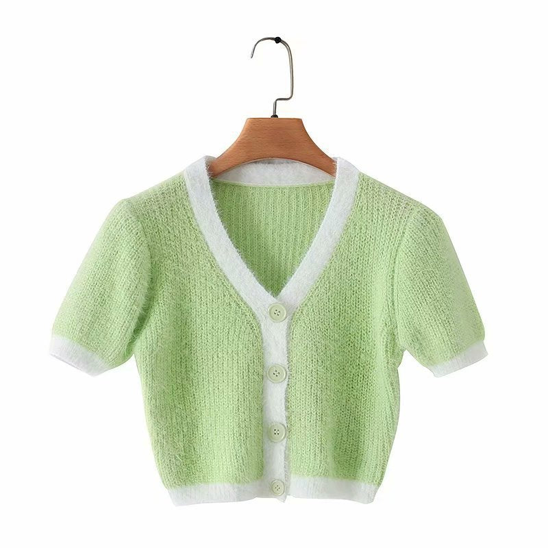 Single-breasted contrast sweater