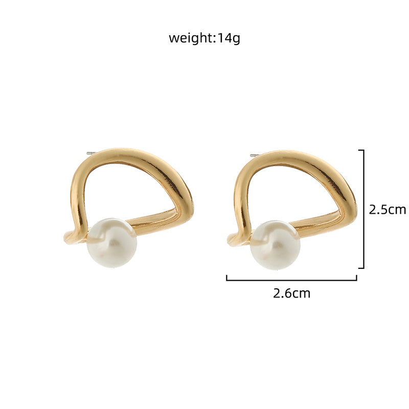 Hollow Love Pearl Earrings Women Simple Retro Fashion Earrings Trend Jewelry