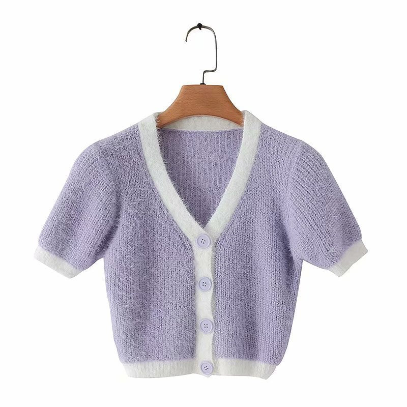 Single-breasted contrast sweater