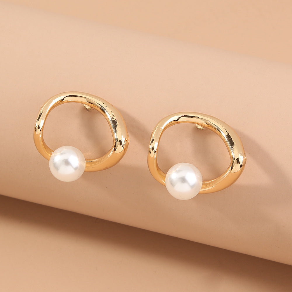 Hollow Love Pearl Earrings Women Simple Retro Fashion Earrings Trend Jewelry