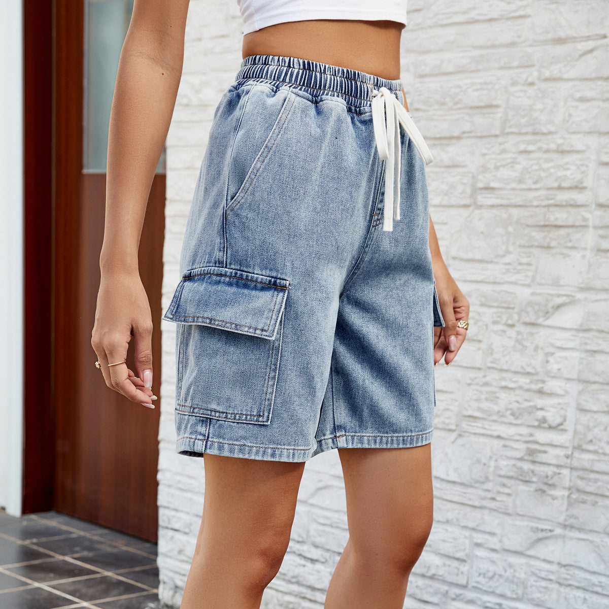 Washed Tied Elastic Waist Five-point Denim Shorts